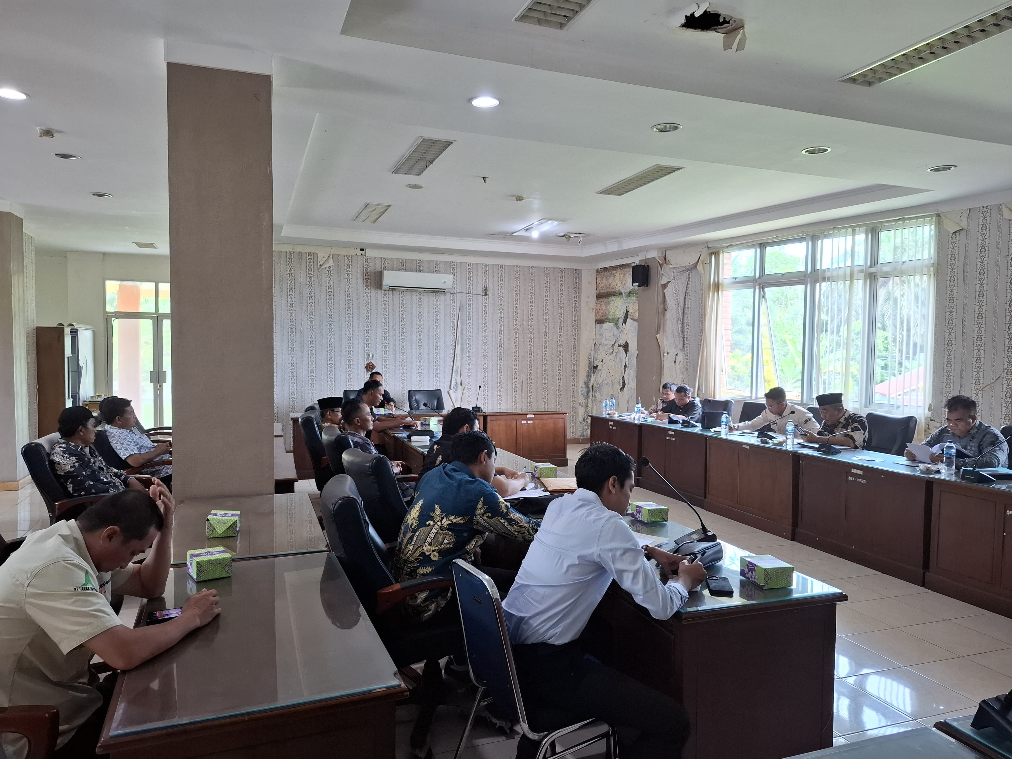Bantu Penyelesaian Sangketa Lahan Antara Warga dan Perusahaan, DPRD Pasbar Gelar Rapat Gabungan Komisi